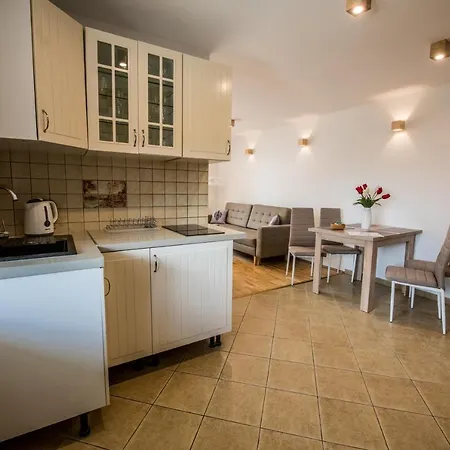 Rentplanet - Apartament Boruty
